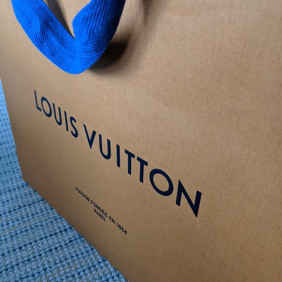 Louis Vuitton Skinny Shopping Tote - Picture 6 of 6